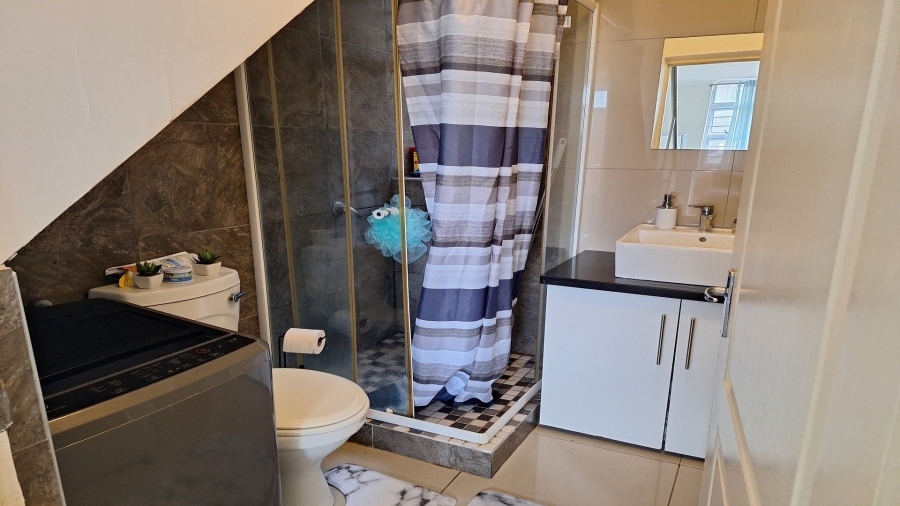 1 Bedroom Property for Sale in Richmond Hill Eastern Cape